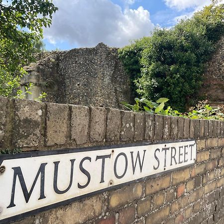 Abbey Gardens Cottage Bury St. Edmunds Экстерьер фото